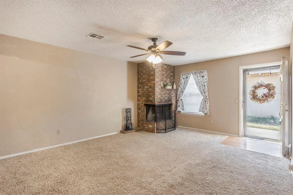 Photo 11 — 7129 NW 16th Street 7129, Bethany, OK 73008