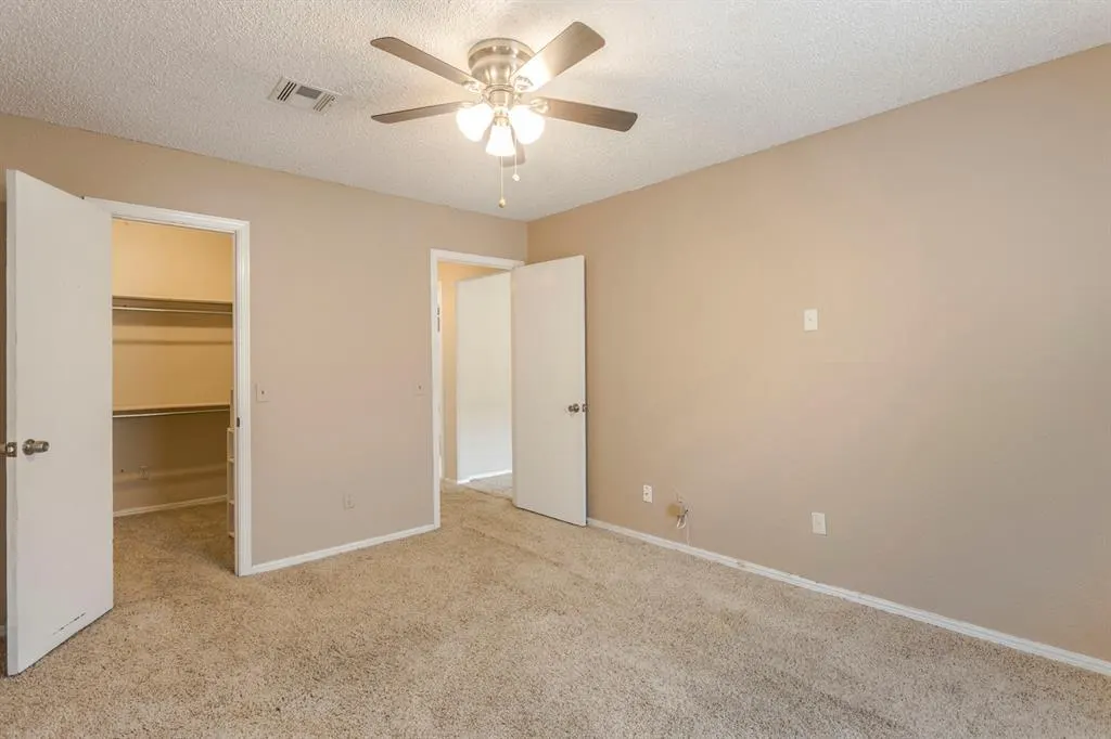 Photo 14 — 7129 NW 16th Street 7129, Bethany, OK 73008