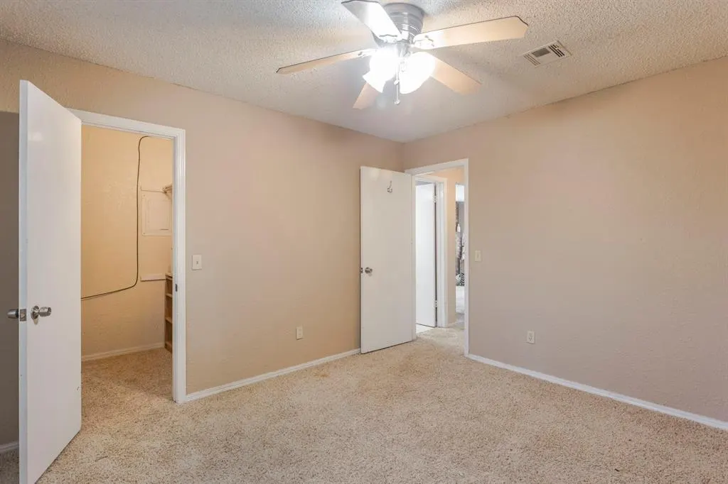 Photo 17 — 7129 NW 16th Street 7129, Bethany, OK 73008