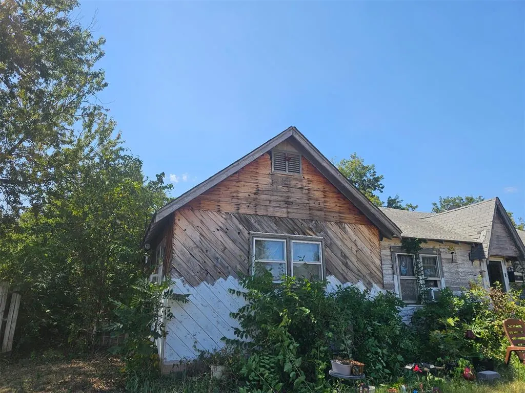 Photo 2 — 408 W Main Street, Edmond, OK 73003
