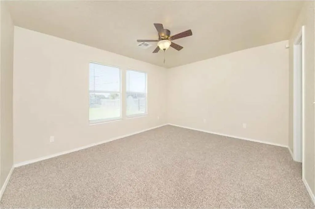 Photo 10 — 136 Rob Lane, Edmond, OK 73003