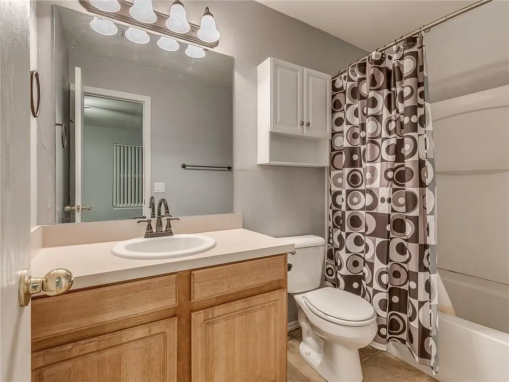 Photo 6 — 15505 Acacia Road, Oklahoma City, OK 73170