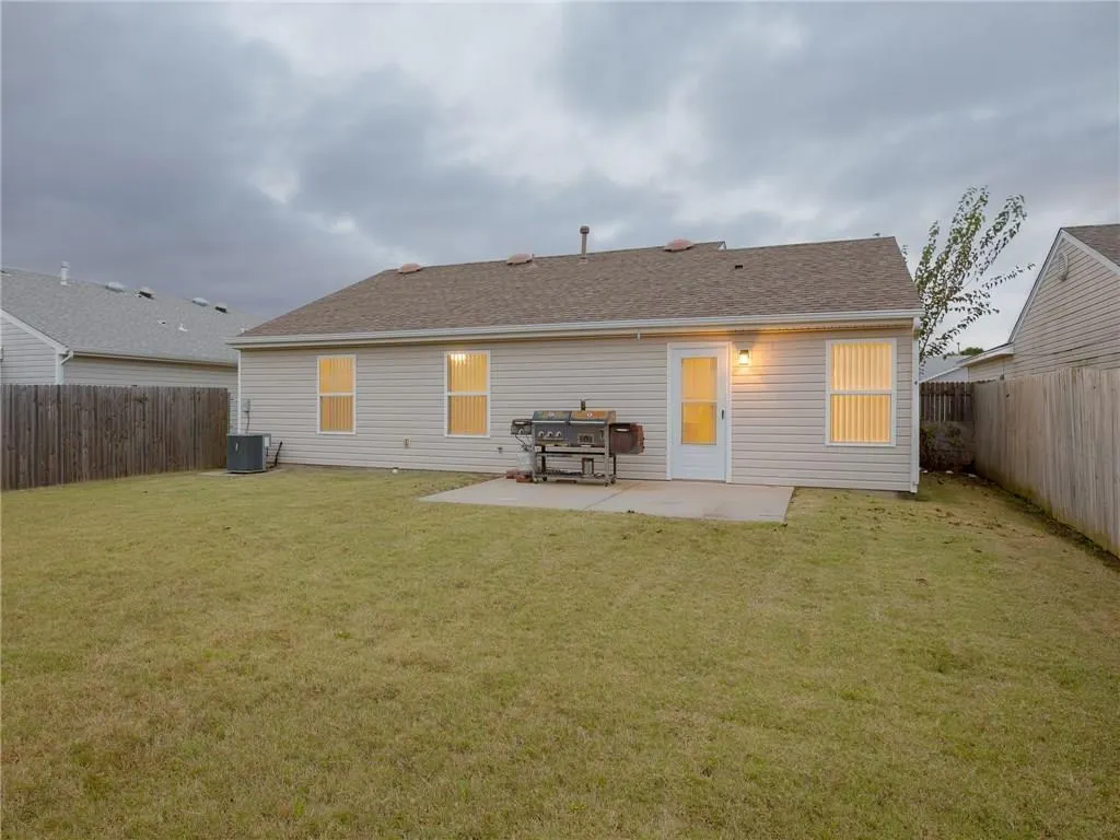 Photo 7 — 15505 Acacia Road, Oklahoma City, OK 73170