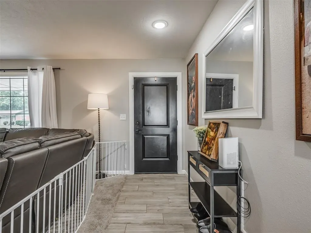 Photo 6 — 410 N Magnolia Street, Crescent, OK 73028