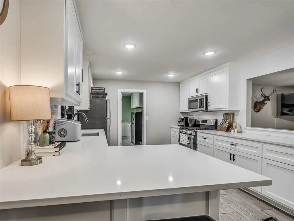 Photo 12 — 410 N Magnolia Street, Crescent, OK 73028