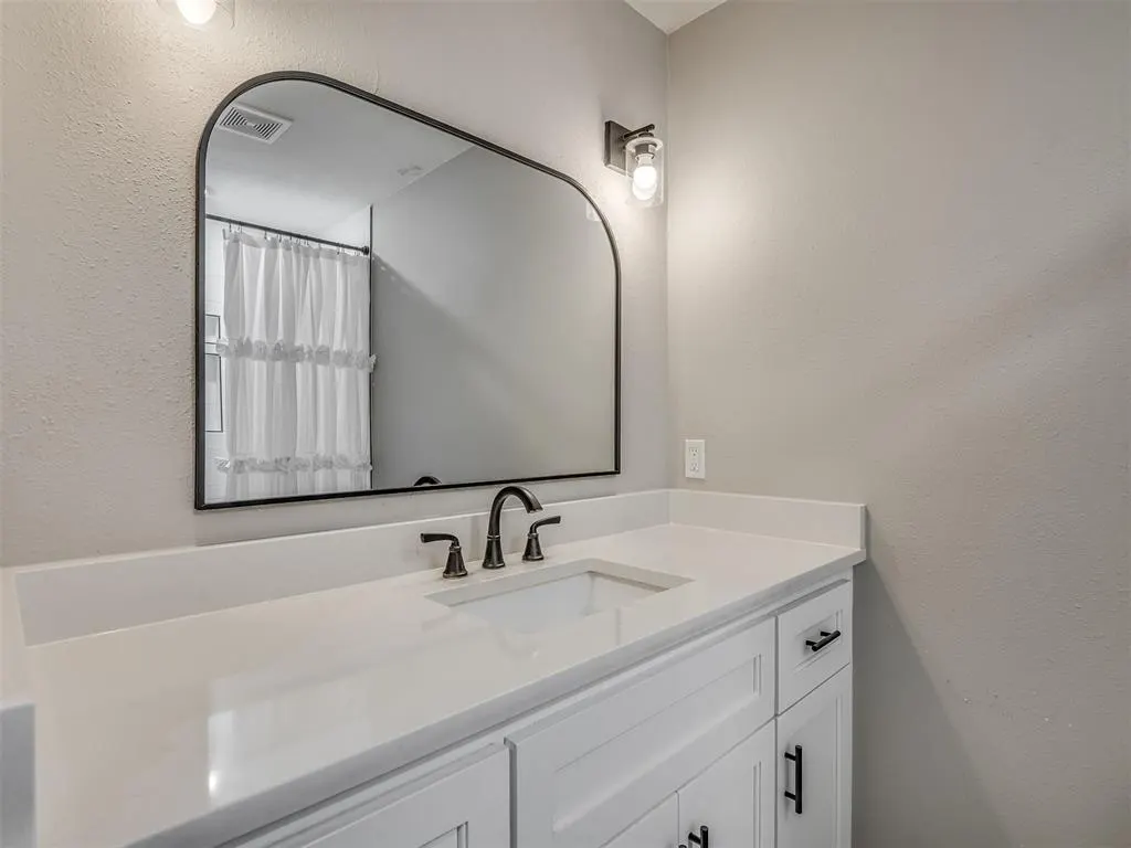Photo 32 — 410 N Magnolia Street, Crescent, OK 73028