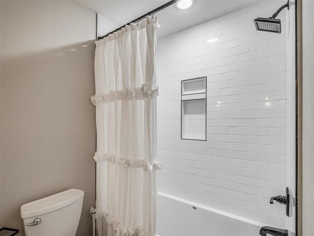 Photo 33 — 410 N Magnolia Street, Crescent, OK 73028