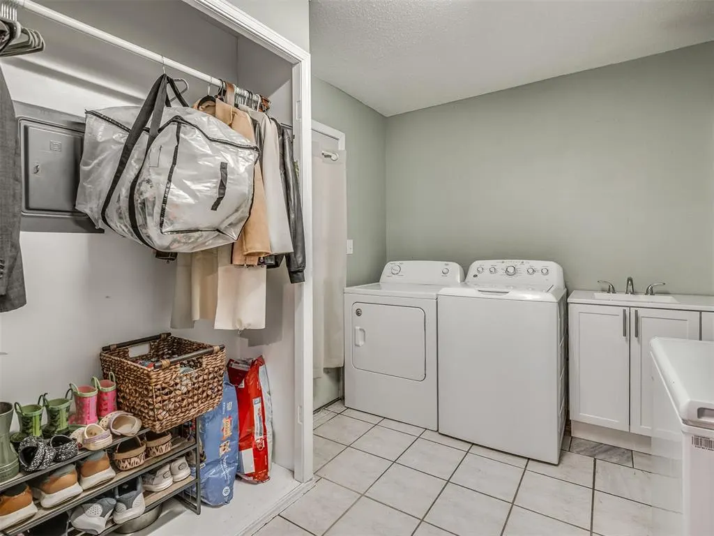 Photo 39 — 410 N Magnolia Street, Crescent, OK 73028