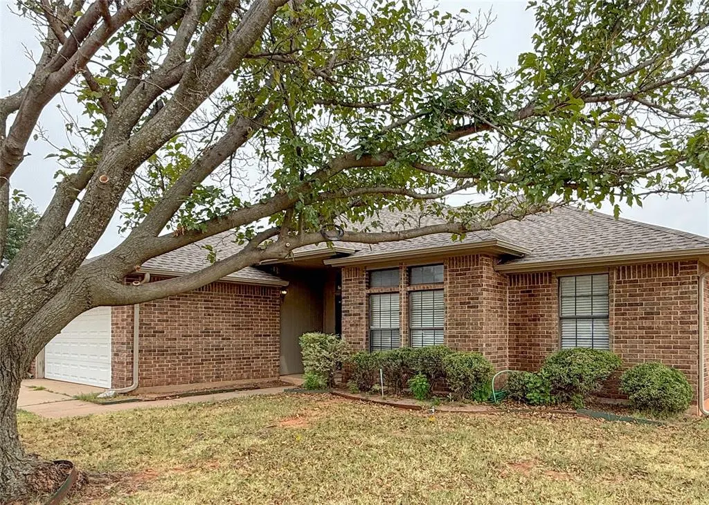 Photo 3 — 1009 NW 168th Street, Edmond, OK 73012