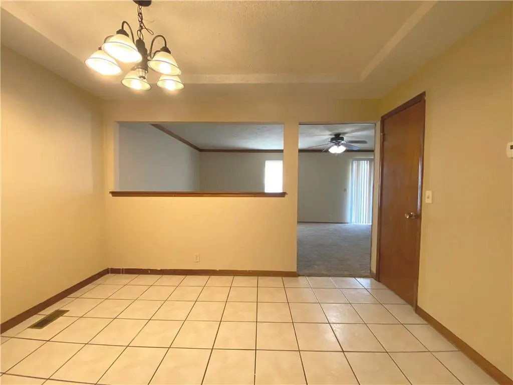 Photo 10 — 3620 Wynn Circle, Edmond, OK 73013