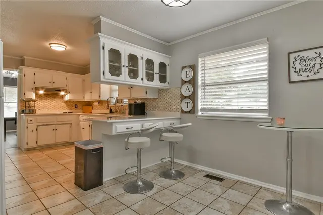 Photo 6 — 6813 Saint Marys Place, Oklahoma City, OK 73132