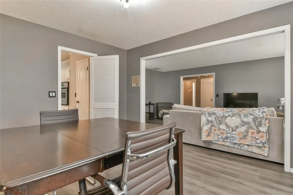Photo 18 — 6813 Saint Marys Place, Oklahoma City, OK 73132