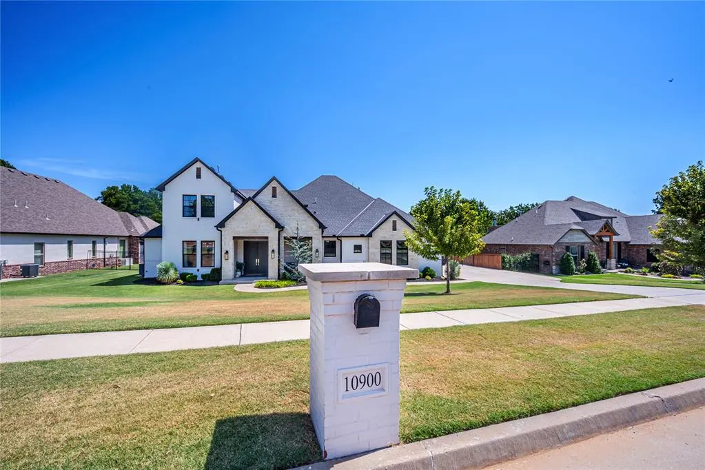 Photo 12 — 10900 Gobblers Roost Road, Oklahoma City, OK 73173