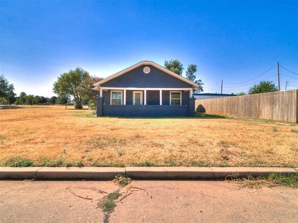 Front exterior — 140 SW 35th Street, Oklahoma City, OK 73109