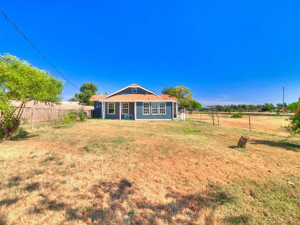 Photo 4 — 140 SW 35th Street, Oklahoma City, OK 73109