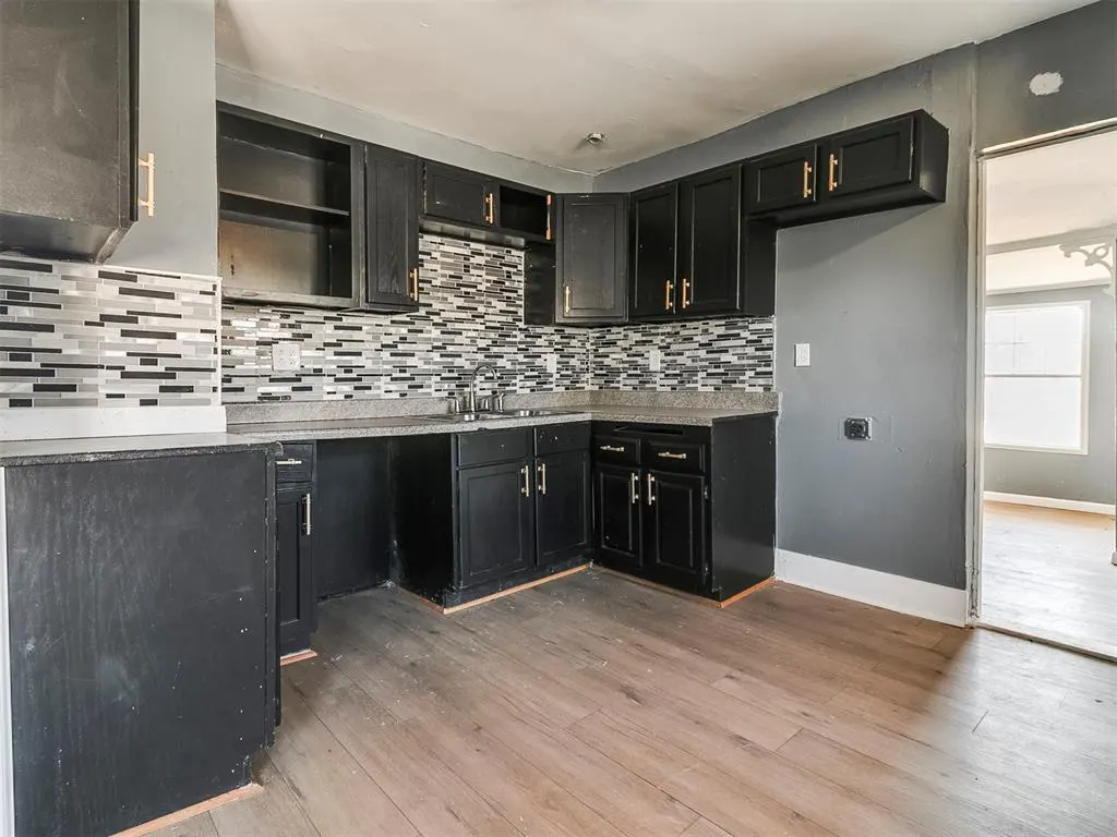 Photo 14 — 140 SW 35th Street, Oklahoma City, OK 73109