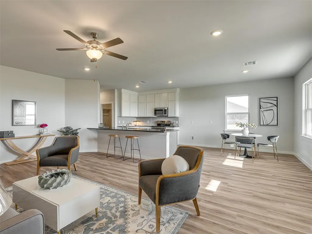 Photo 7 — 3390 Manning Farms Boulevard, El Reno, OK 73036