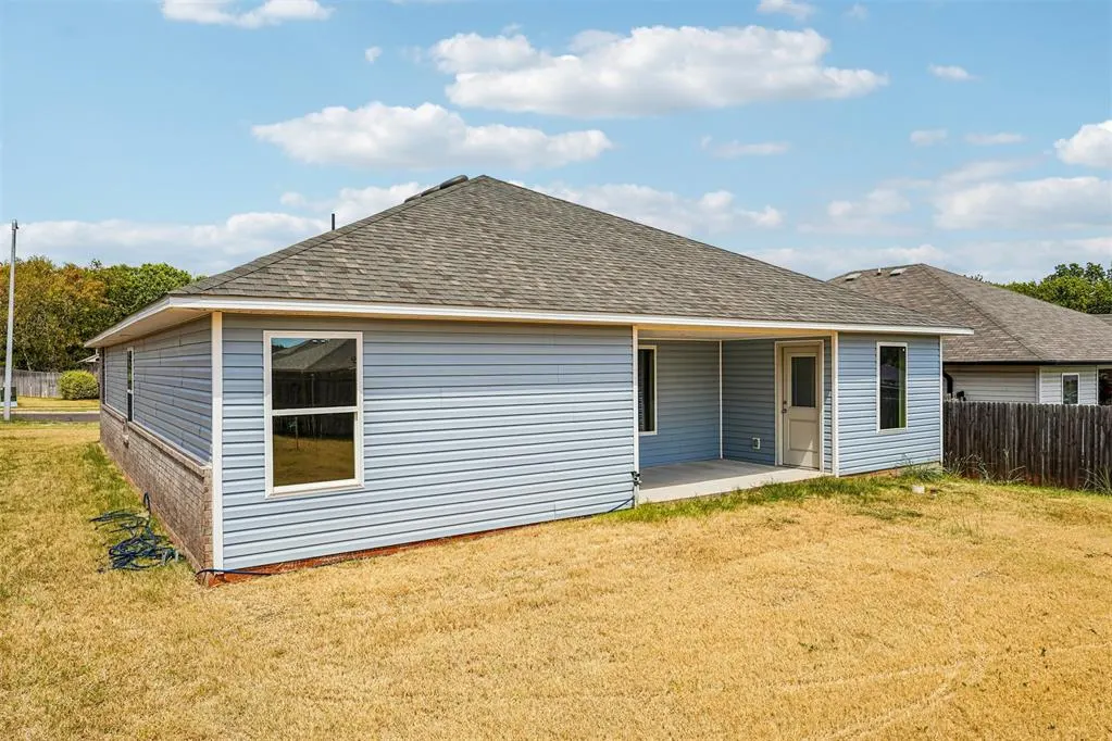 Photo 28 — 814 Twin Lakes Drive, Noble, OK 73068