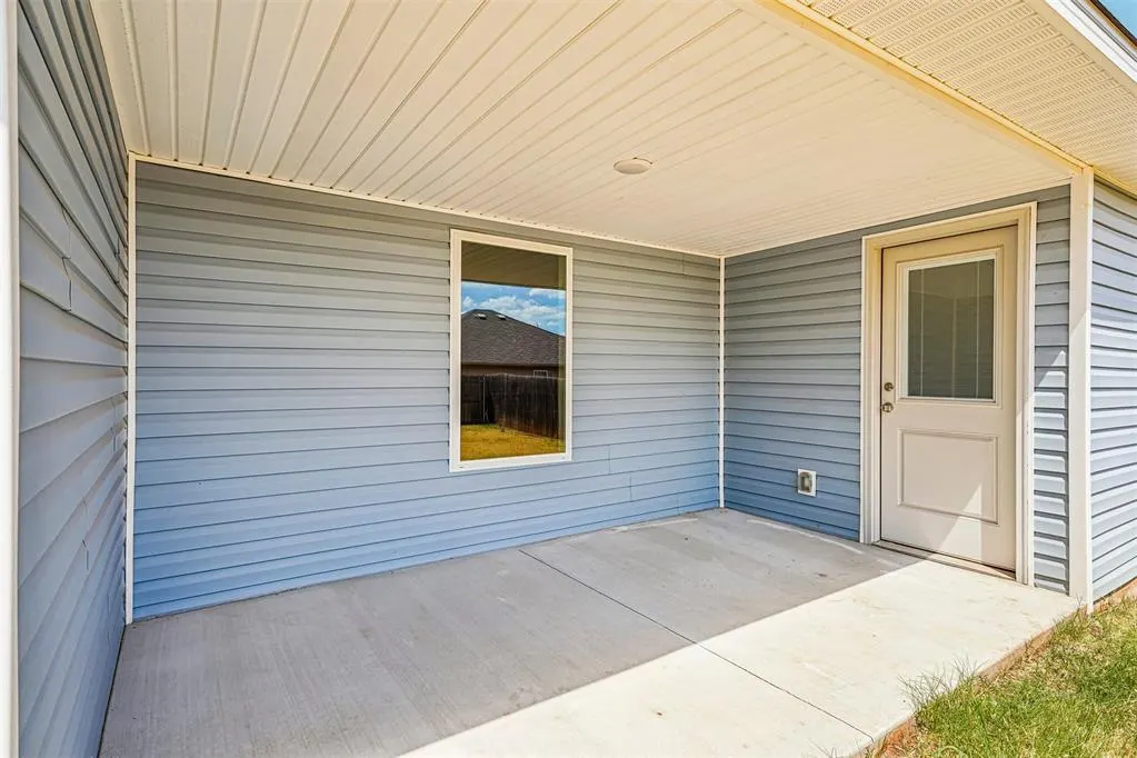 Photo 31 — 814 Twin Lakes Drive, Noble, OK 73068