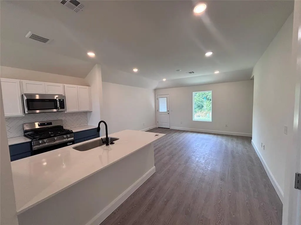Photo 3 — 1997 Brush Creek Way, Newcastle, OK 73065