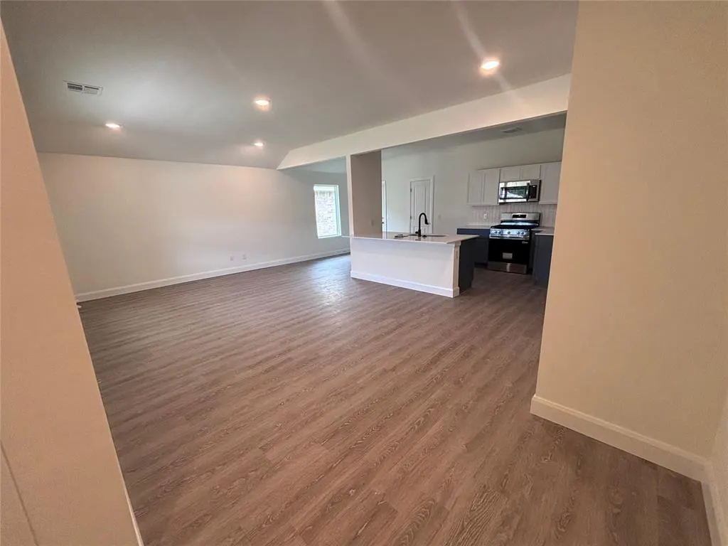 Photo 2 — 2034 Brush Creek Way, Newcastle, OK 73065
