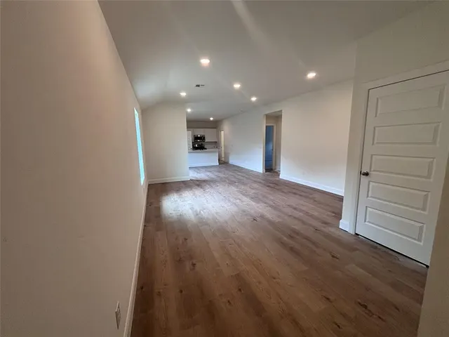 Photo 2 — 2007 Brush Creek Way, Newcastle, OK 73065