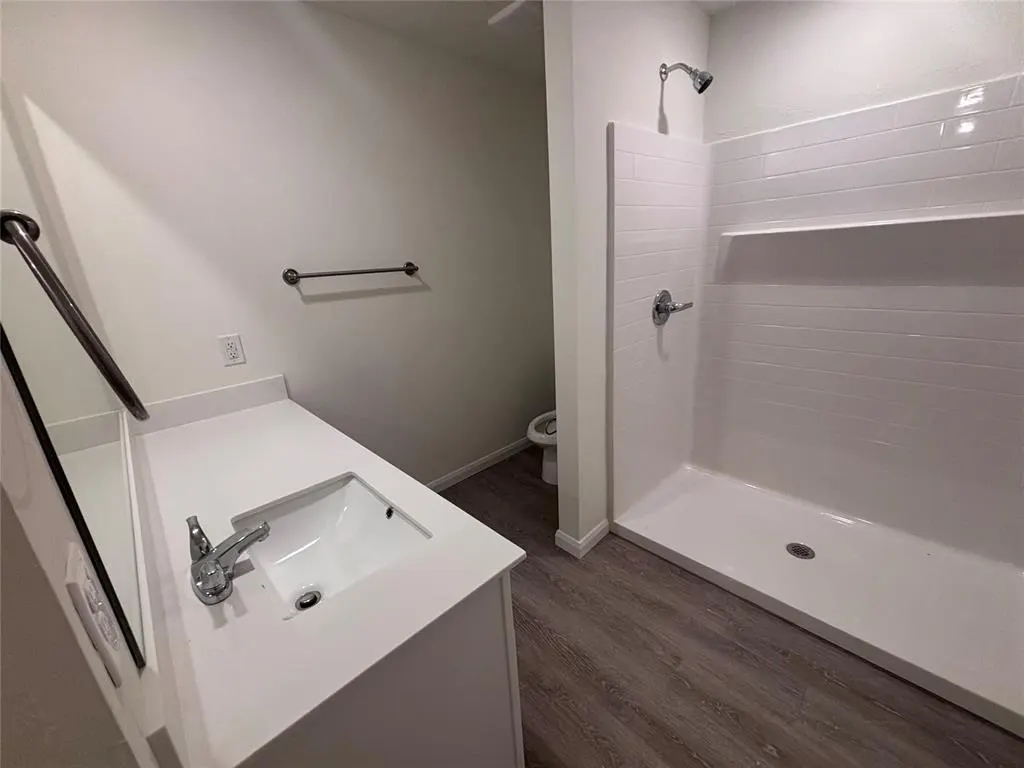 Photo 5 — 2011 Brush Creek Way, Newcastle, OK 73065