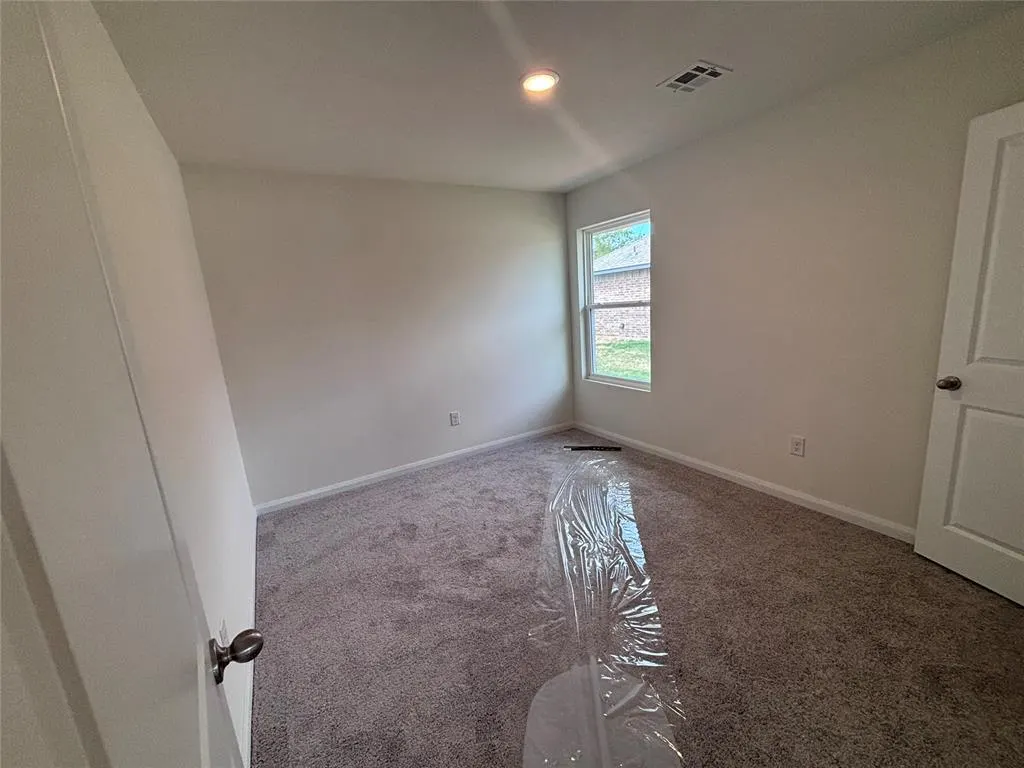 Photo 7 — 2011 Brush Creek Way, Newcastle, OK 73065