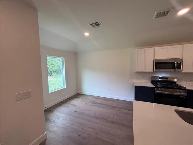 Photo 4 — 2001 Brush Creek Way, Newcastle, OK 73065