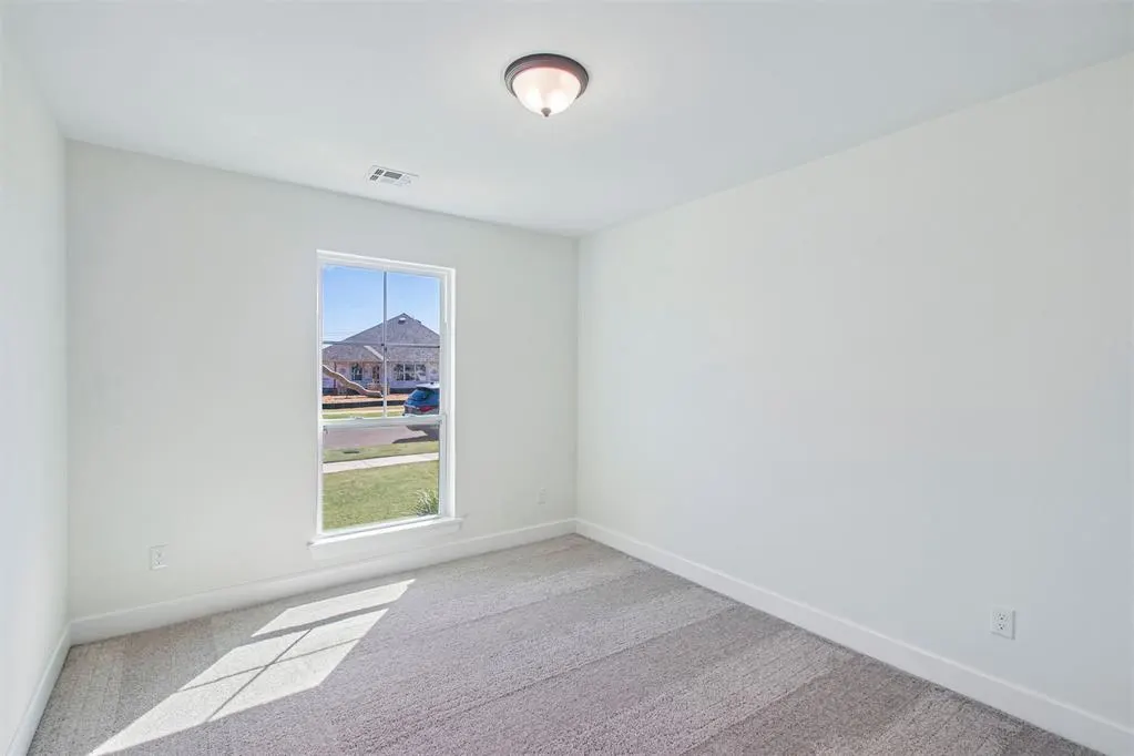 Photo 22 — 14017 Giverny Avenue, Yukon, OK 73099