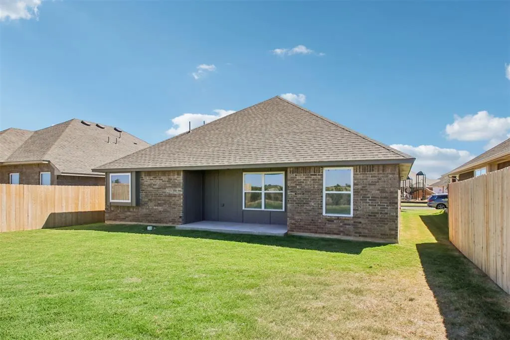 Photo 29 — 14017 Giverny Avenue, Yukon, OK 73099