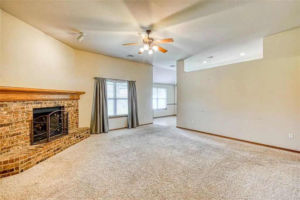 Photo 2 — 1708 Meadow Run Drive, Oklahoma City, OK 73160