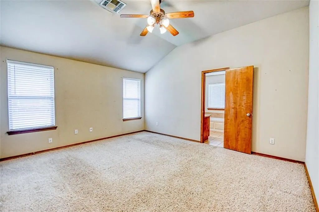 Photo 10 — 1708 Meadow Run Drive, Oklahoma City, OK 73160