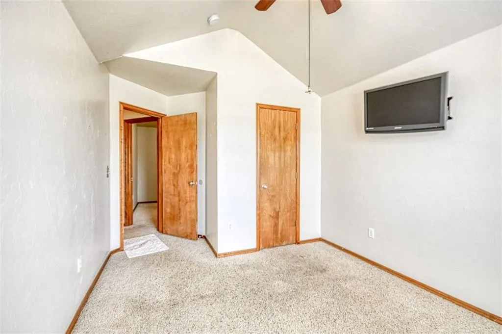 Photo 21 — 1708 Meadow Run Drive, Oklahoma City, OK 73160
