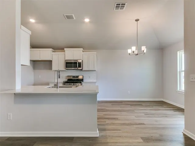 Photo 8 — 9001 Blackfork Lane, Oklahoma City, OK 73160