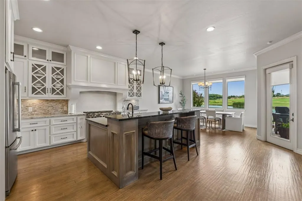 Photo 2 — 16733 Little Leaf Court, Edmond, OK 73012
