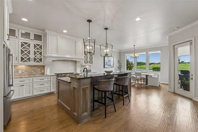 Photo 2 — 16733 Little Leaf Court, Edmond, OK 73012