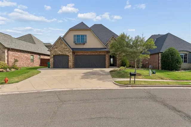 Photo 5 — 16733 Little Leaf Court, Edmond, OK 73012