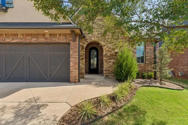 Photo 6 — 16733 Little Leaf Court, Edmond, OK 73012