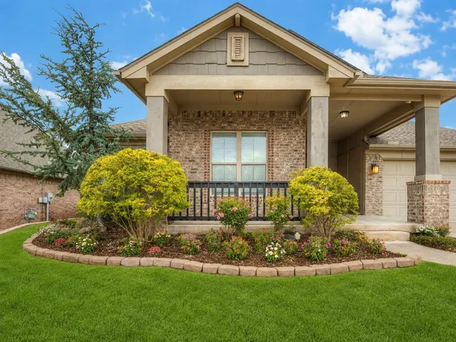 Photo 3 — 3815 Painted Bird Lane, Norman, OK 73071