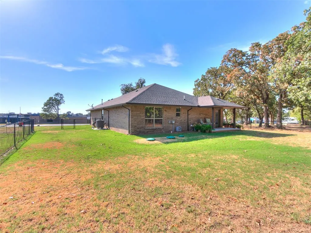 Photo 42 — 796 Harrison Street, Harrah, OK 73045