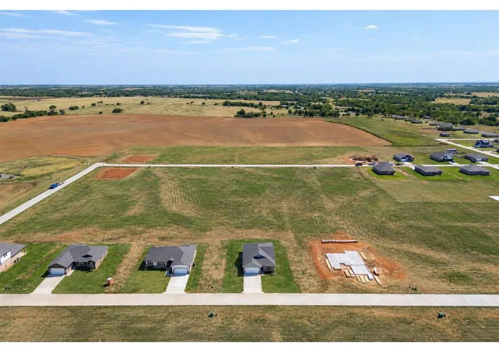 Photo 48 — 1721 Elm Circle, Tuttle, OK 73089