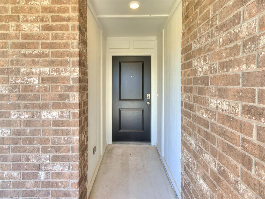 Photo 6 — 18029 Austin Court, Edmond, OK 73012