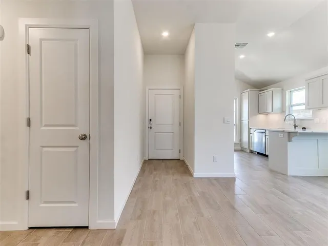 Photo 7 — 18029 Austin Court, Edmond, OK 73012