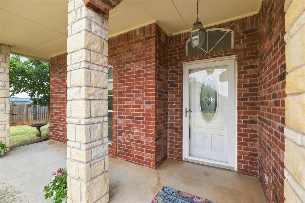 Photo 7 — 1280 Douglas Circle, Noble, OK 73068