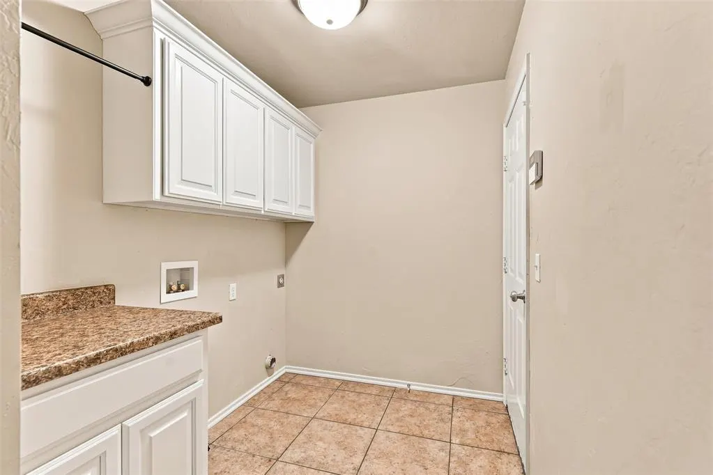 Photo 14 — 1280 Douglas Circle, Noble, OK 73068