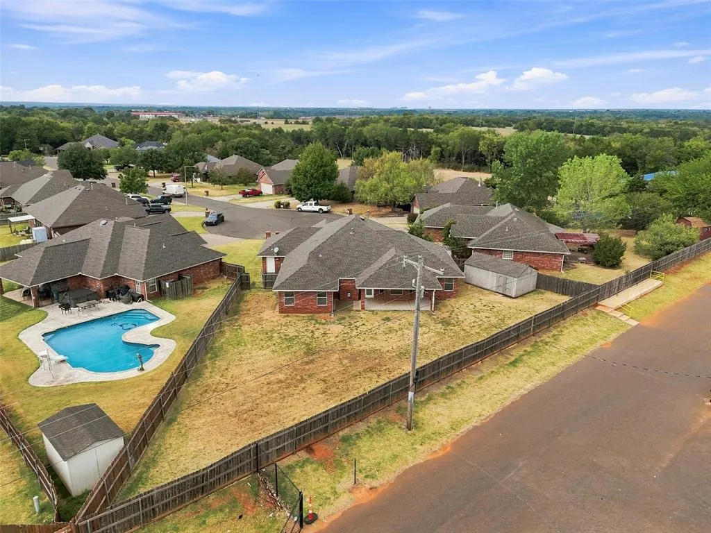 Photo 31 — 1280 Douglas Circle, Noble, OK 73068