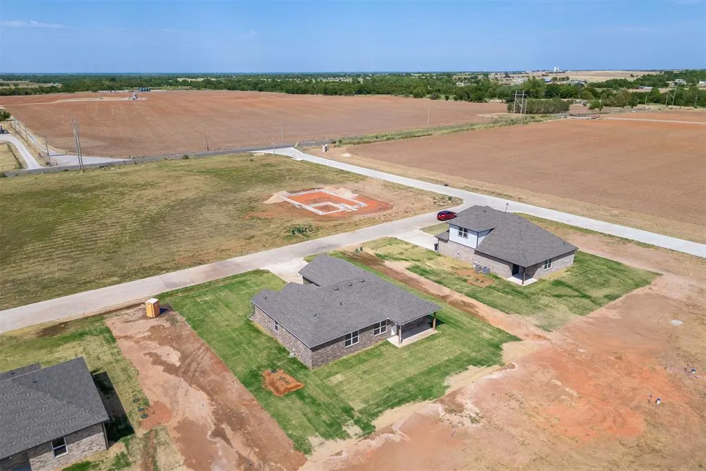 Photo 47 — 1725 Elm Circle, Tuttle, OK 73089