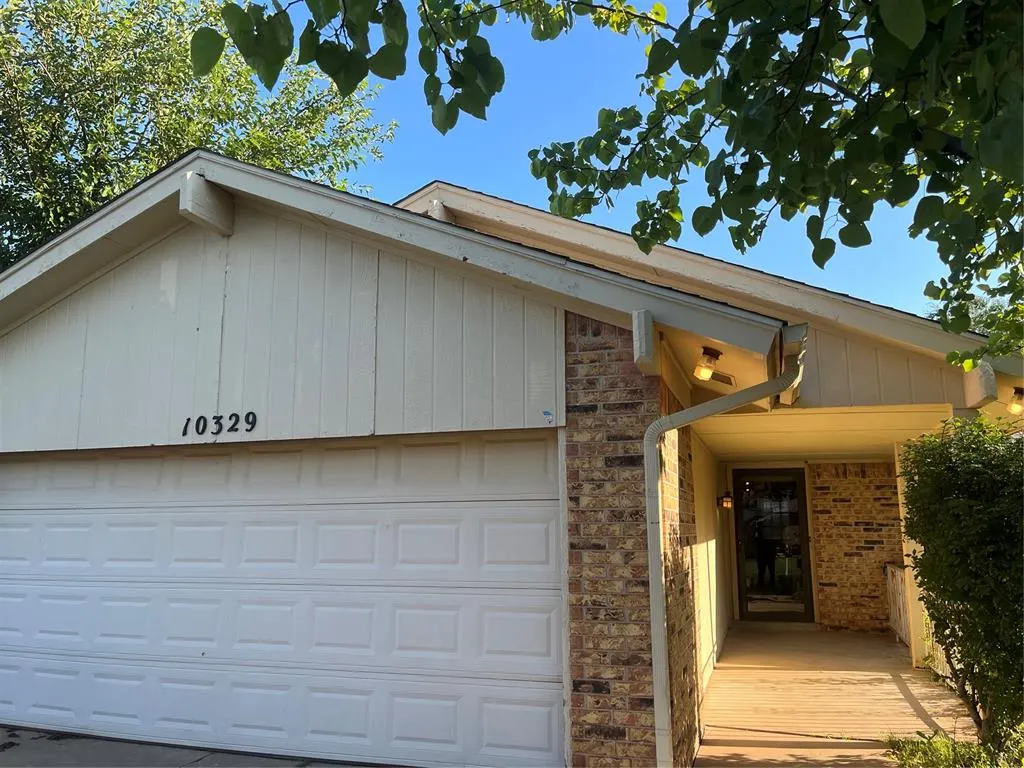 Front exterior — 10329 Exter Avenue, Yukon, OK 73099