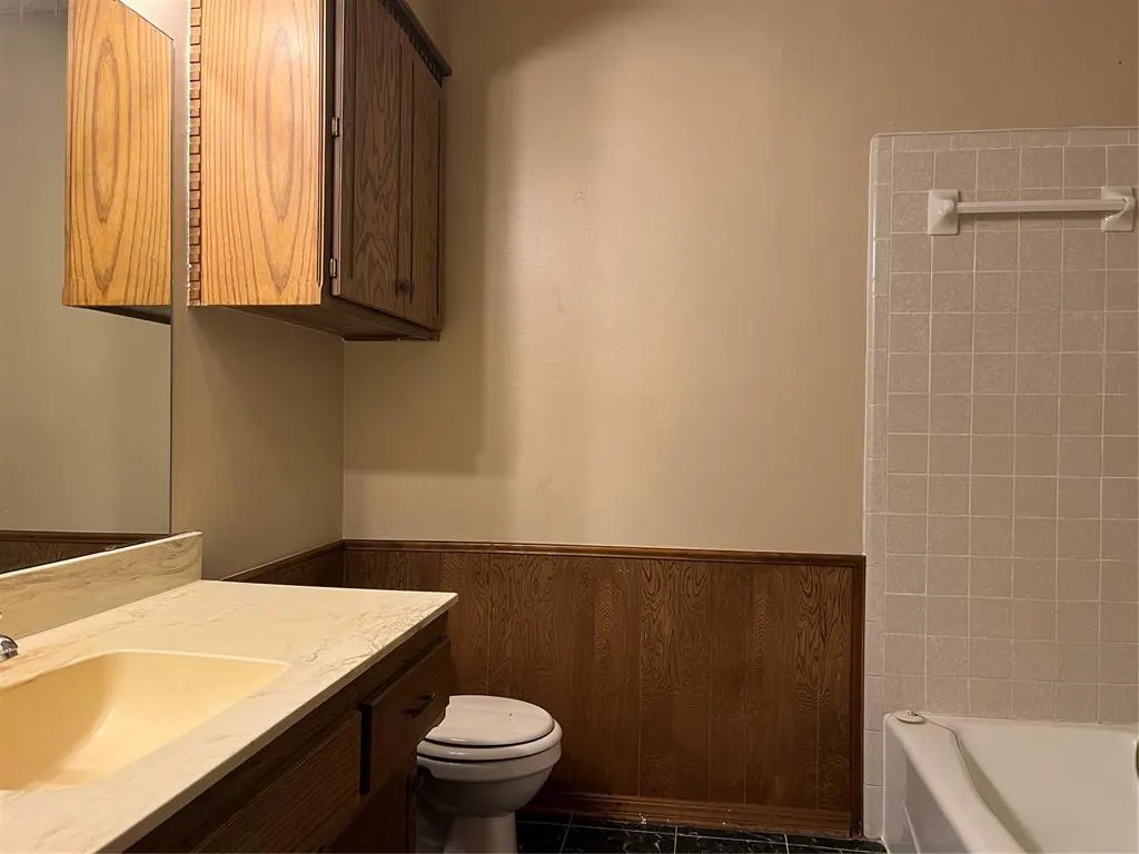 Photo 7 — 10329 Exter Avenue, Yukon, OK 73099